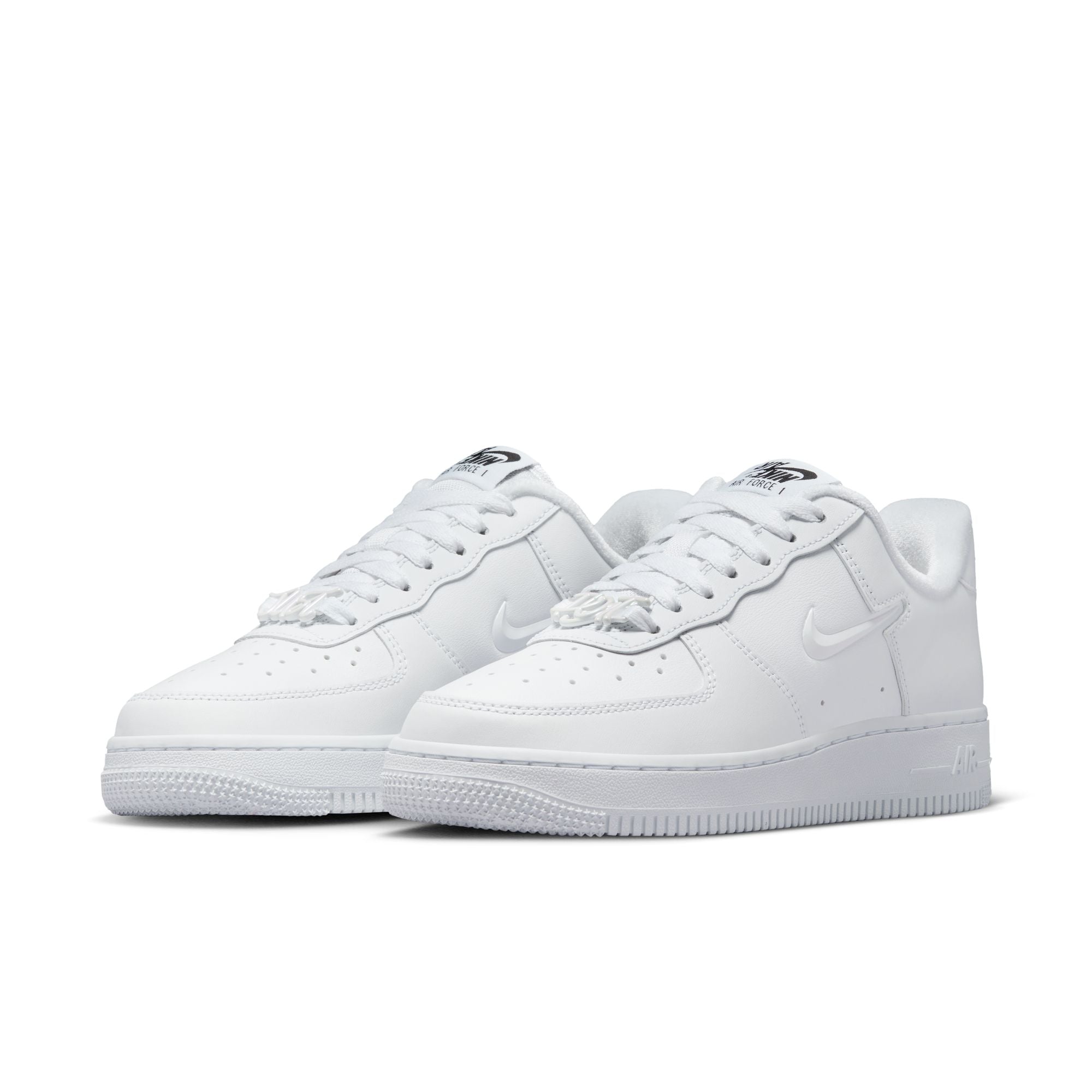 Air Force 1 '07 W - INVINCIBLE
