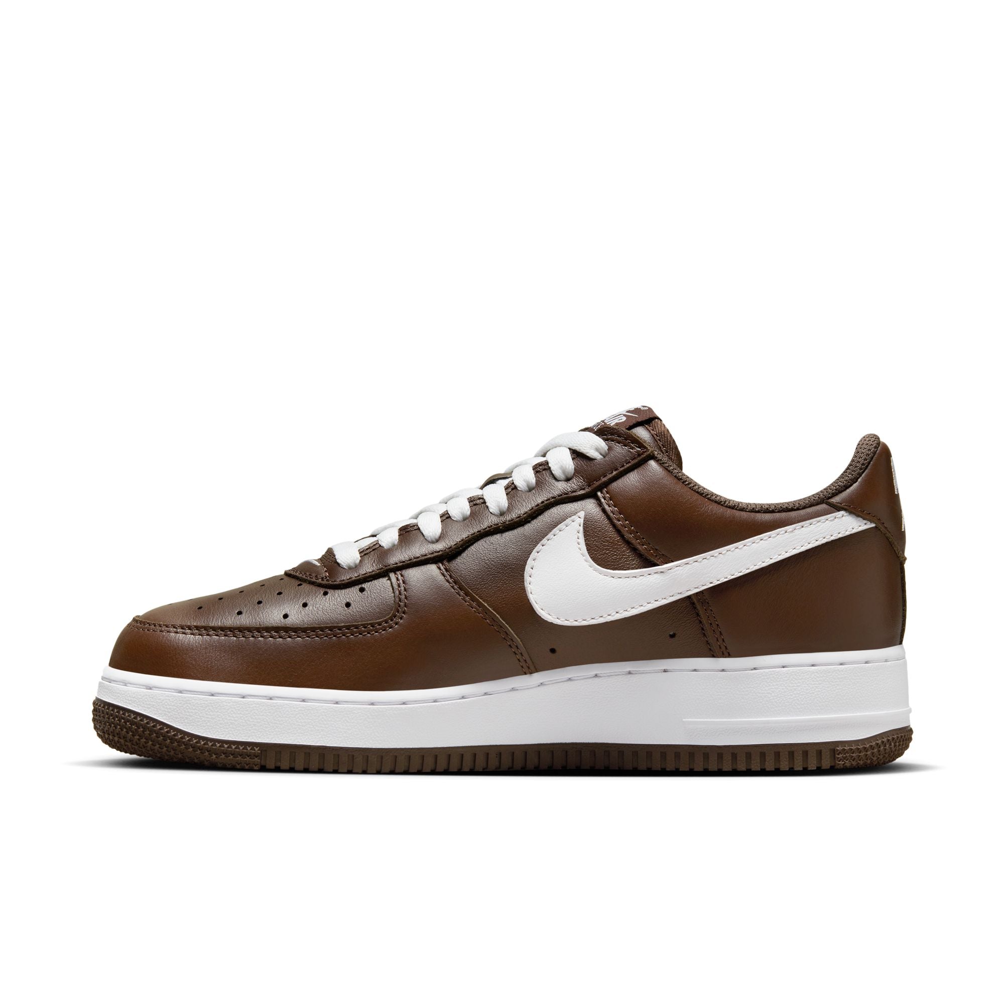 Air Force 1 Low Retro Chocolate INVINCIBLE Indonesia