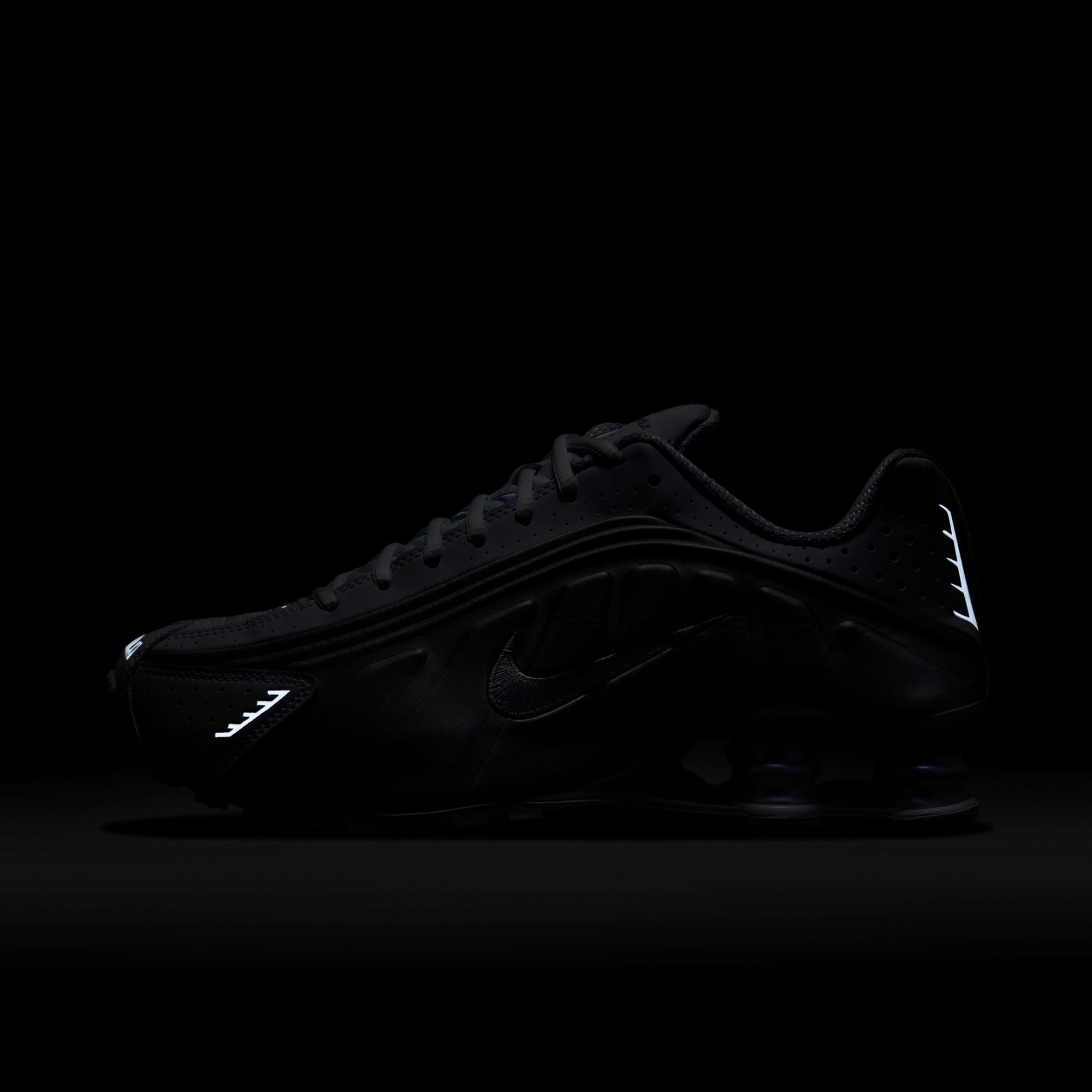 Boys nike shox best sale