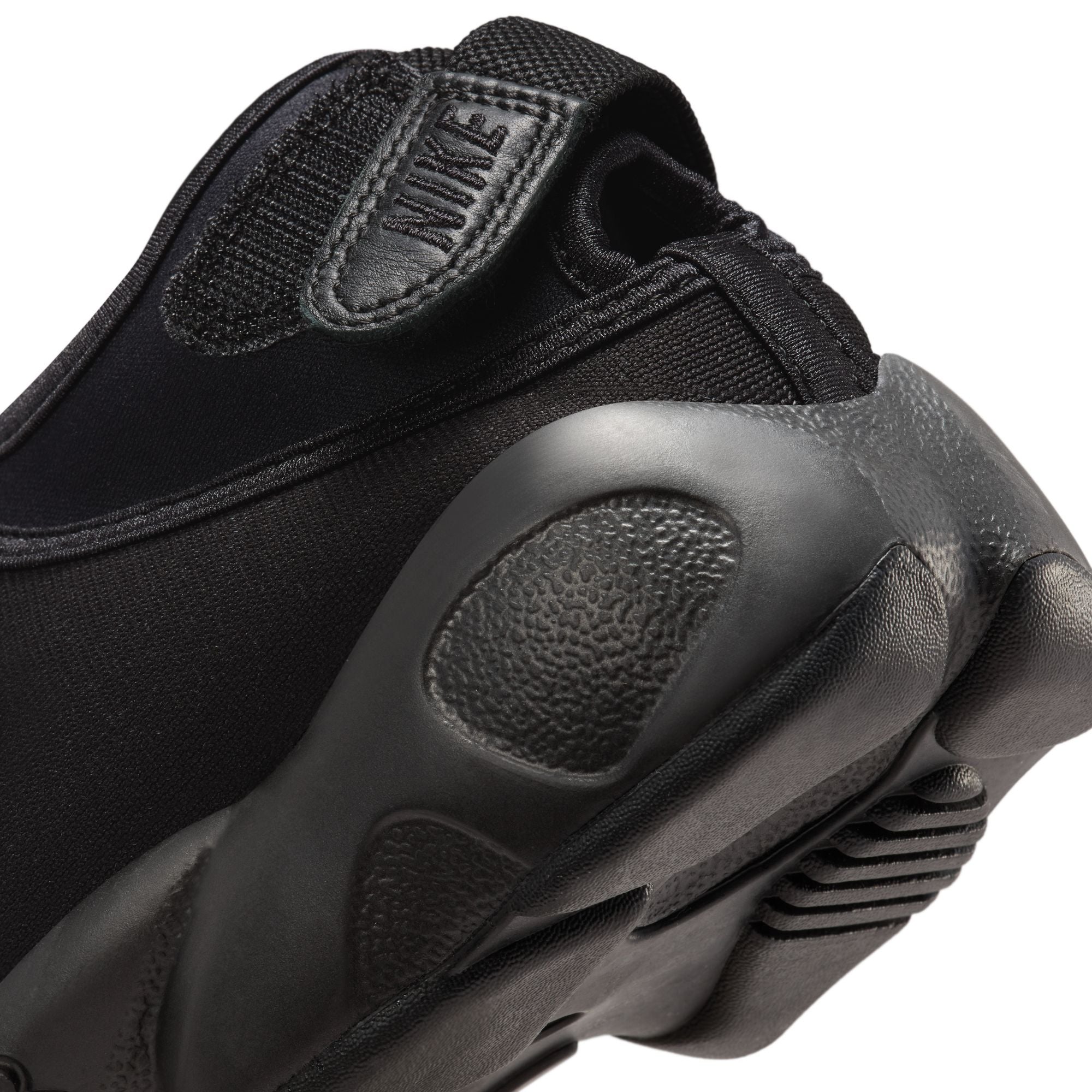 Nike air rift triple black hotsell